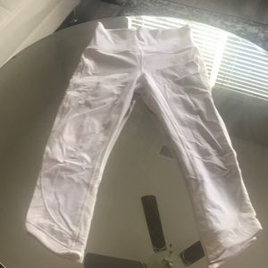 Lululemon white mesh cropped leggings